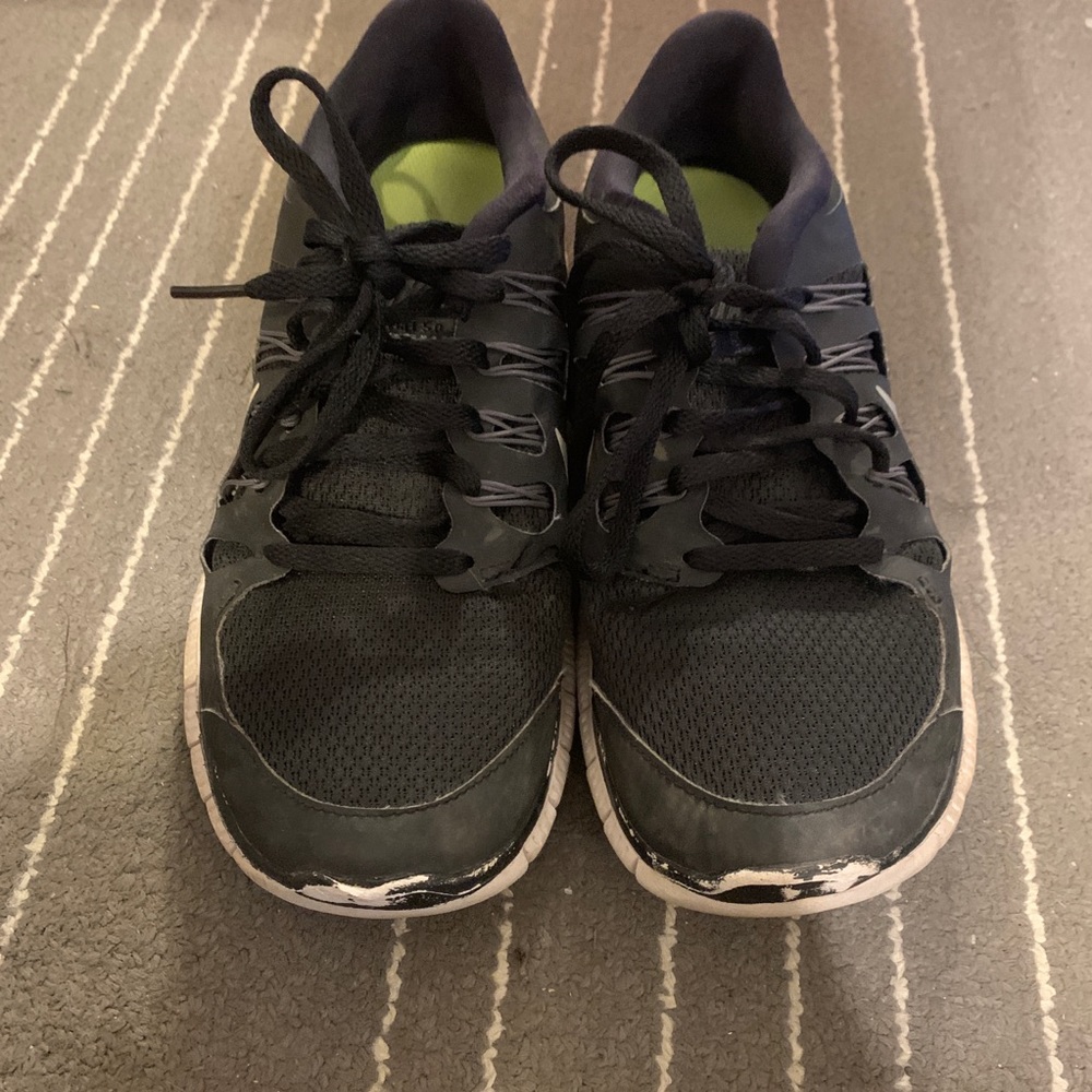 Nike black running sneakers